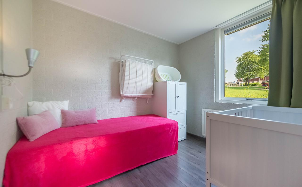 Roompot Schin Op Geul Born Ruang foto